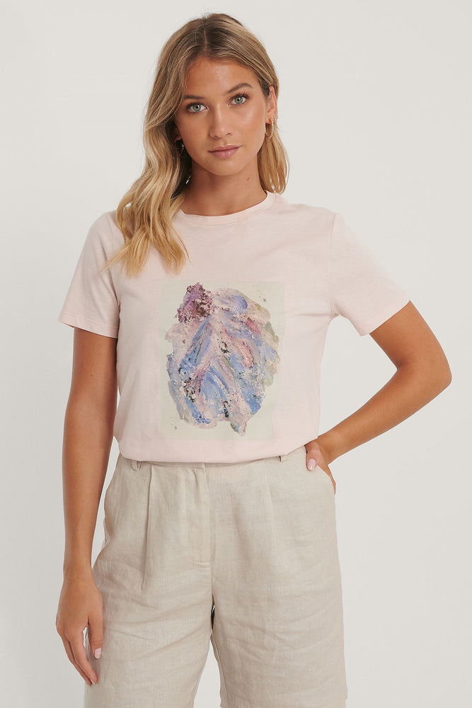 
                
                    Load image into Gallery viewer, Graphic Printed Tee
                
            